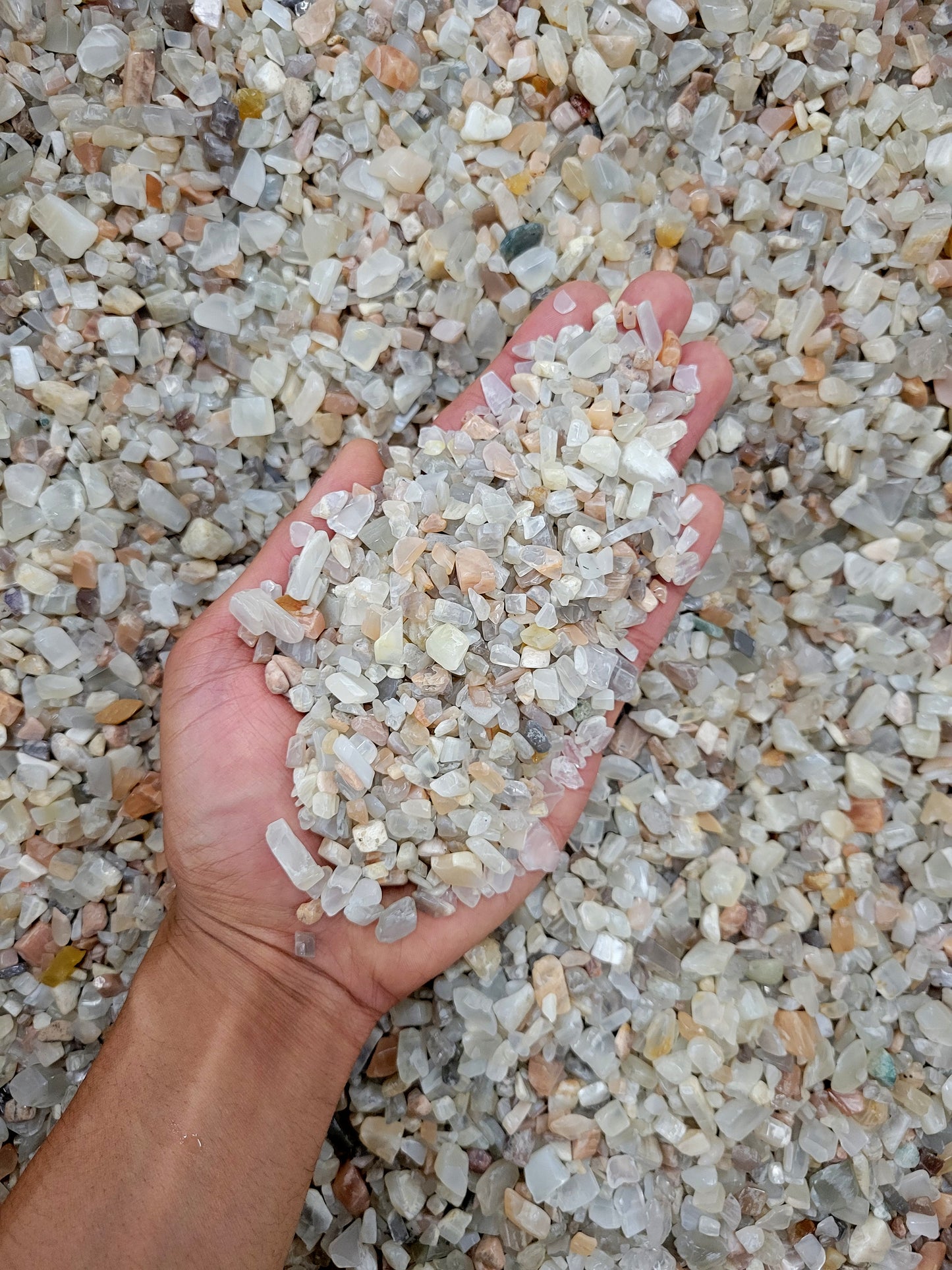 Tumbled Moonstone Chips Bulk