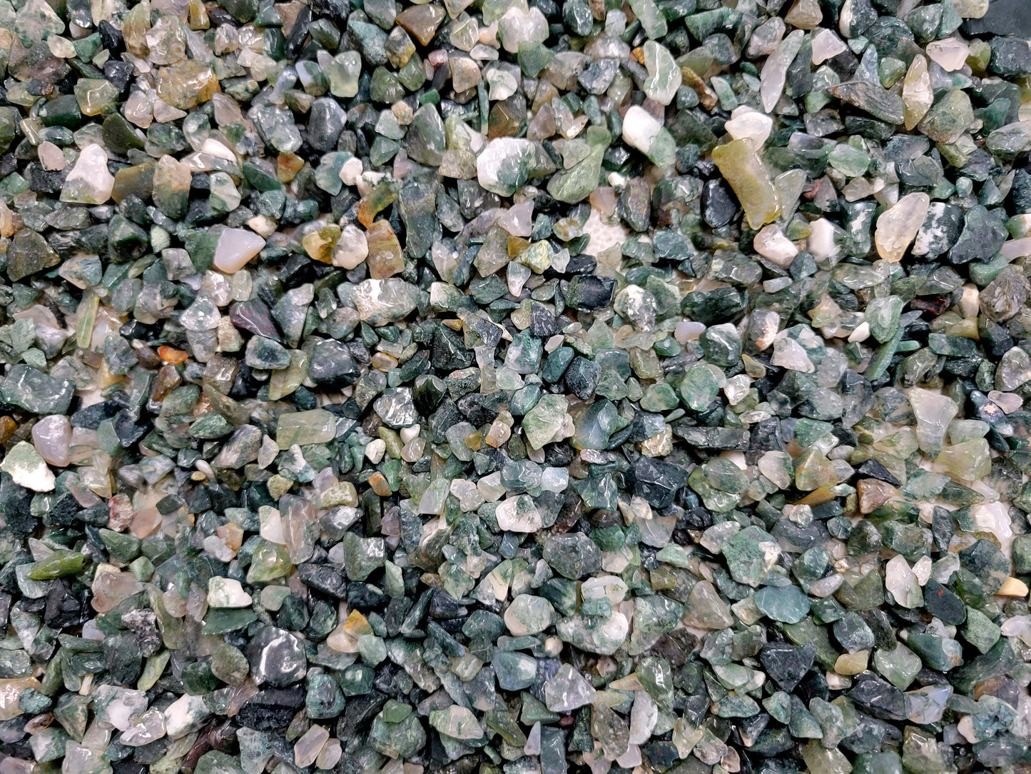 Tumbled Green Moss Agate Crystal Chips Bulk