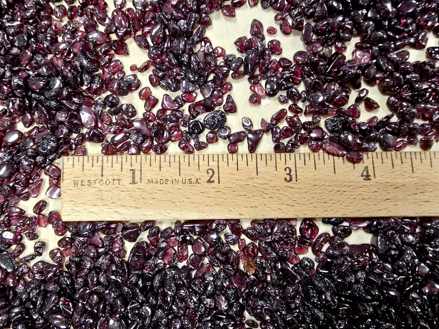 Tumbled Garnet Crystal Chips Bulk
